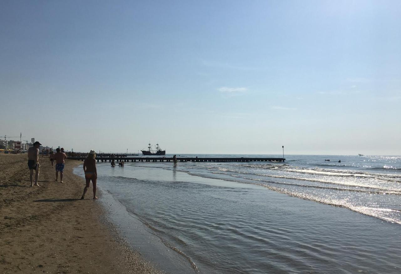 Quadrilocale E Mansarde Bafile241 - Adria Holiday Jesolo - Family Apartments エクステリア 写真